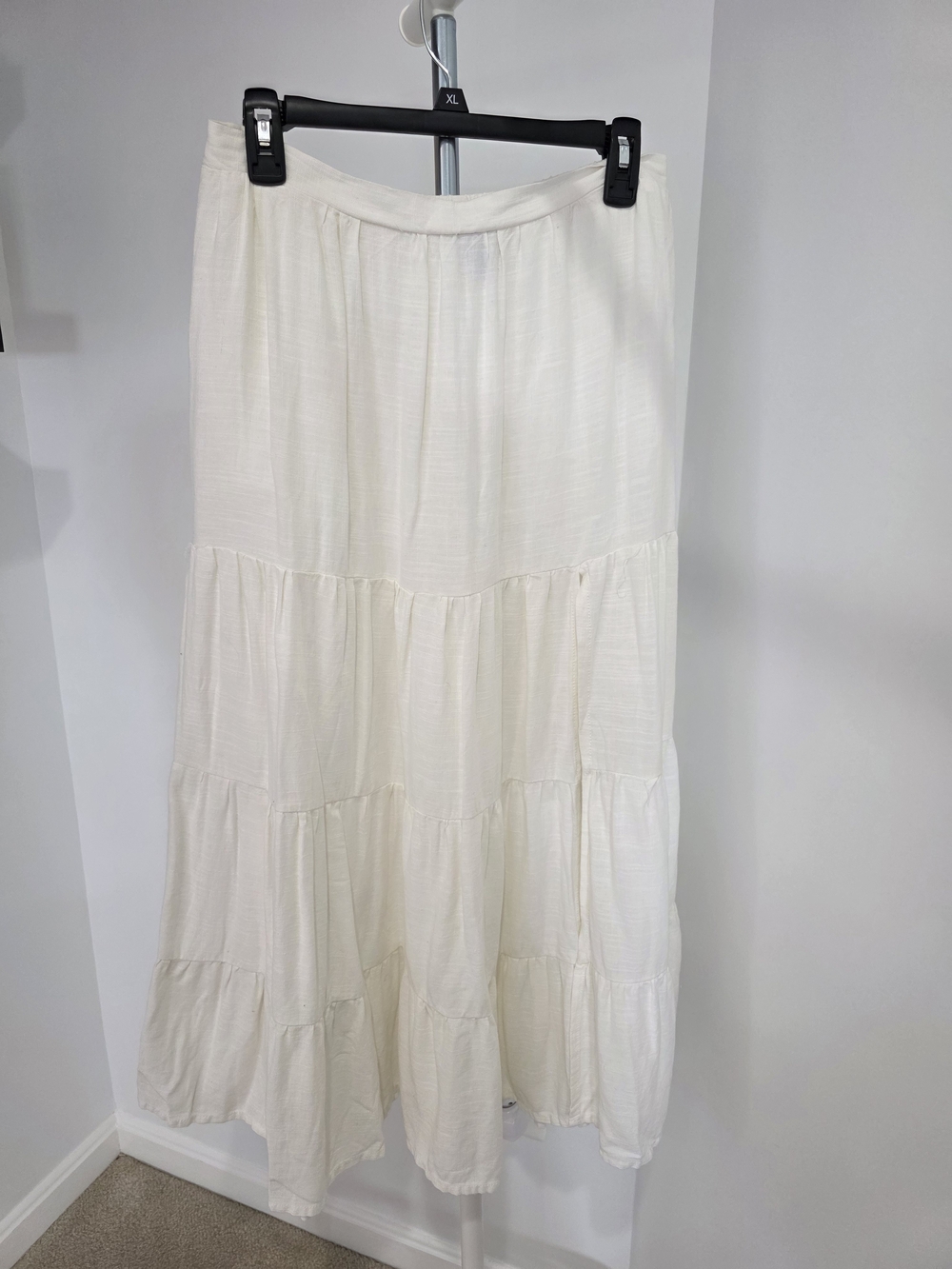 Forever 21 Cream Tiered Maxi Skirt